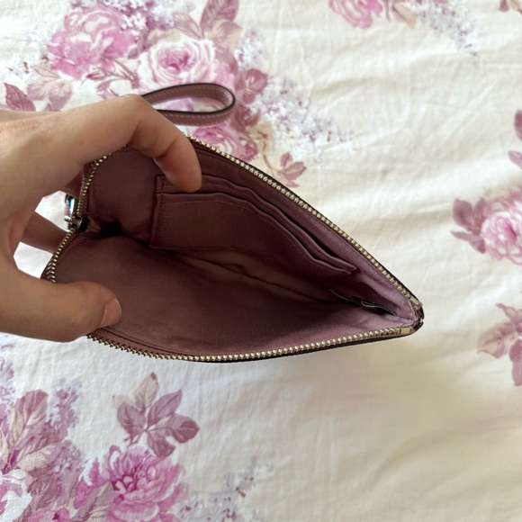 Coach Pink Mauve Wristlet - Picture 4 of 4